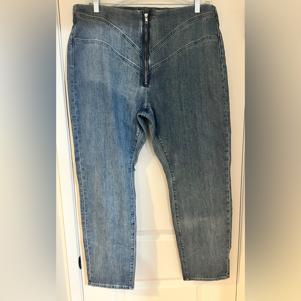 Good American Women's Sz.‎ 16 Corset Good Classic Skinnyish Fit